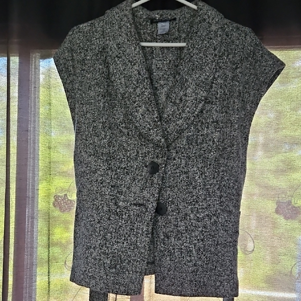 Chic Women's Black and White Tweed Blazer